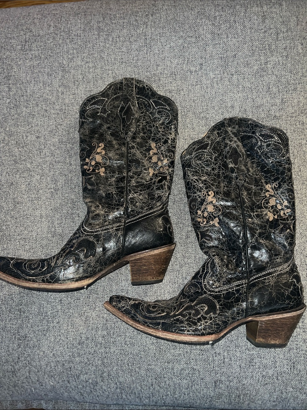 Corral Women's Black Embroidered Western Boots 9.5 GUC
